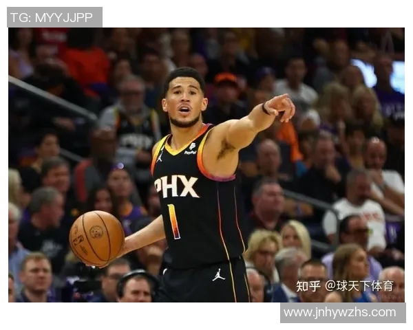 给予信任！布克第三节复苏轰12分带队反超 全场9中4砍18分5助5断